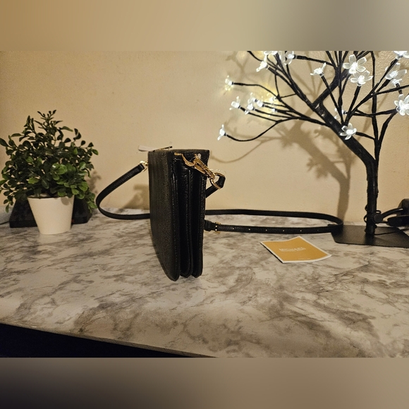 Michael Kors Jet Set Triple Gusset Crossbody NWT - Picture 3 of 7